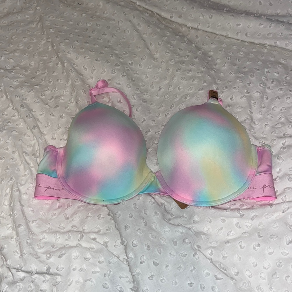 Super cute perfect condition PINK bra!